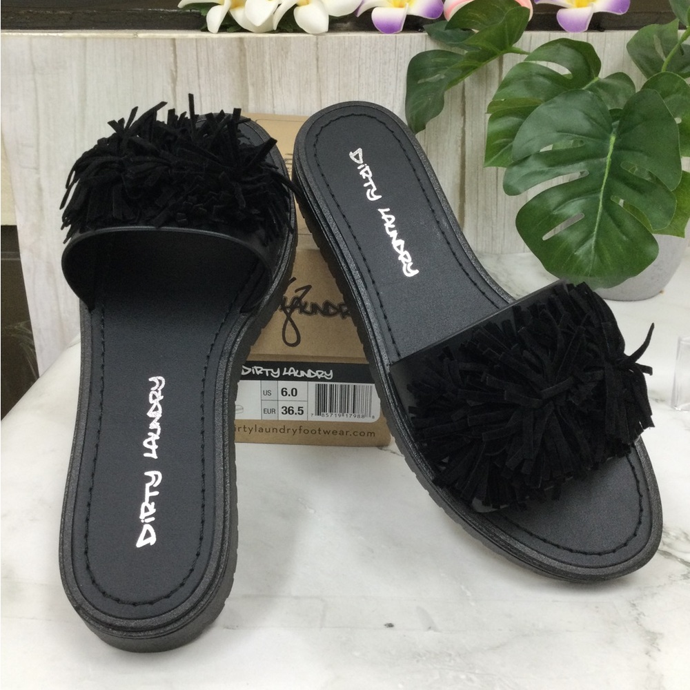 Dirty Laundry Women’s Black Fringe Slide Sandals